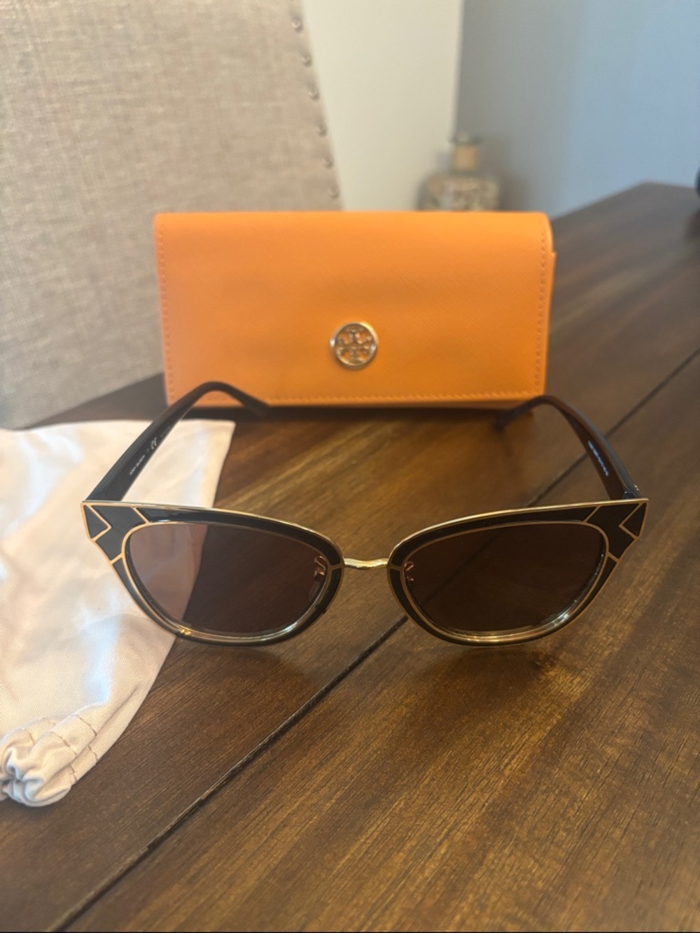 Tory Burch Black and Brown Cat Eye Sunglasses with Orange Case